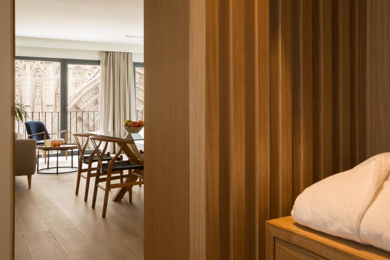 Puerta Catedral Suites Sevilla Kültér fotó